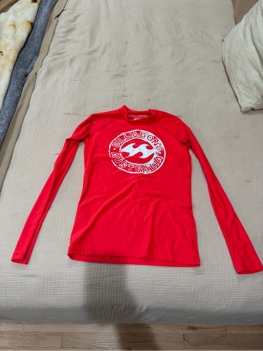 Billabong Kids hot pink Long-Sleeve Logo Rash Guard
